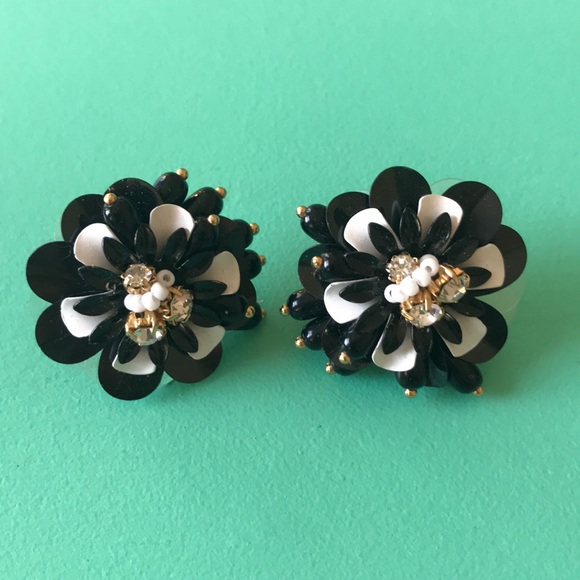 Kate Spade floral earrings - adorable! - Picture 2 of 5